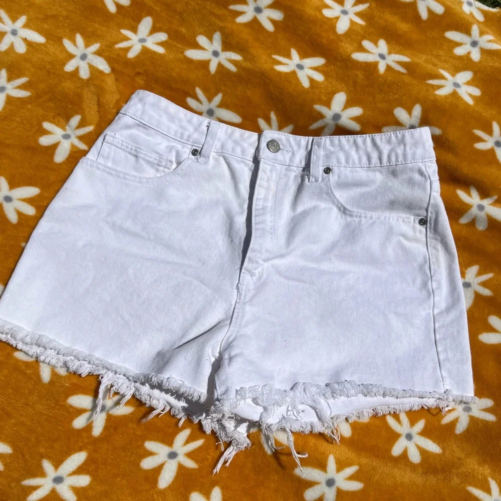Harper Heritage High Waisted White Denim Jean Shorts Size 29 High Rise